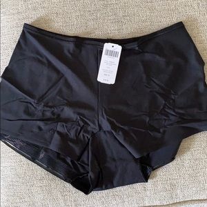 Soma stay put boy short panties size M